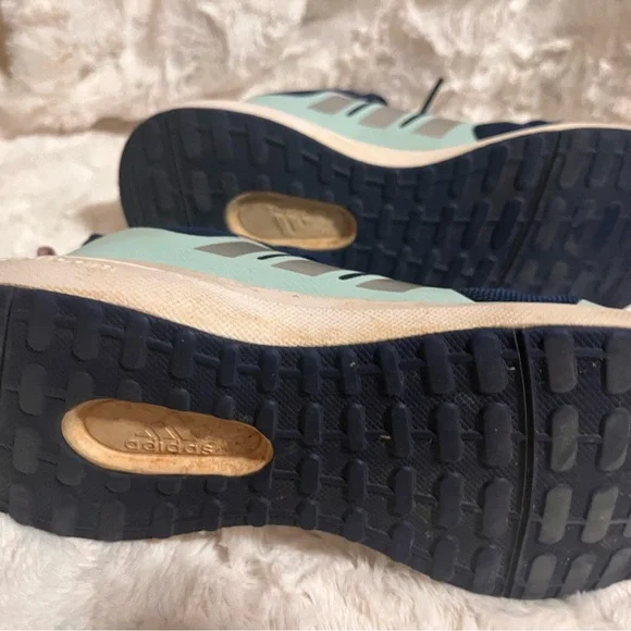 Stylish Navy and Mint Adidas Sneakers - Picture 3 of 6